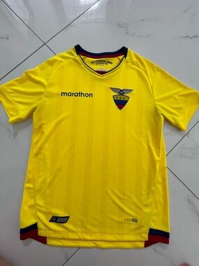 Ecuador National Team Yellow Marathon Jersey size S